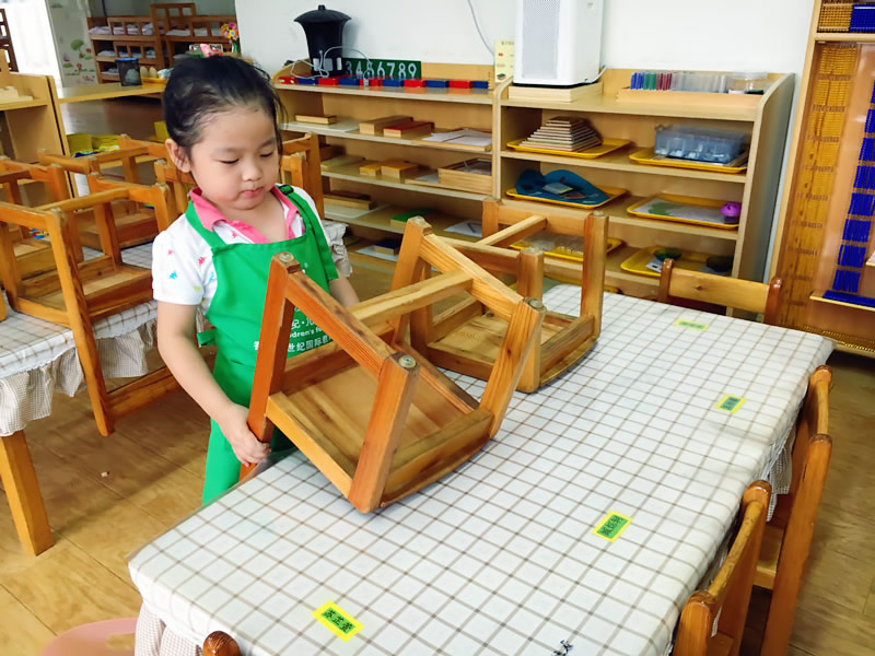 蒙特梭利幼兒園：“小小值日生”里的大學(xué)問(wèn)