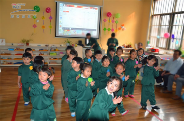 做一名優(yōu)秀幼兒園園長，會學(xué)習(xí)很重要！