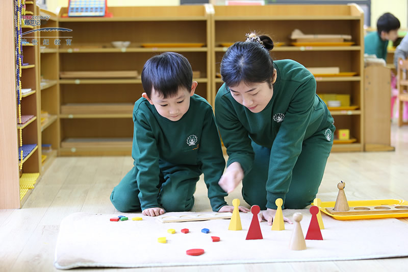 幼師工作遭遇職業(yè)倦怠期，高品質幼兒園會這么辦!