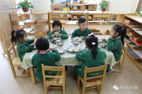 幼兒園即將開學(xué)，孩子們的膳食營養(yǎng)工作如何做？