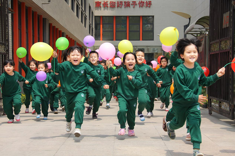 秋季開學，幼兒園生源不足，看看這三家你就知道如何辦啦？