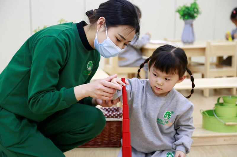 幼兒園園中園開托育班級，招聘老師如何做？