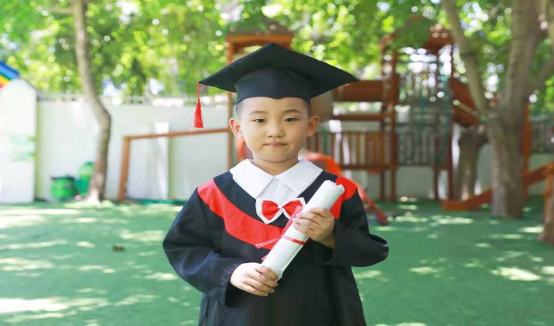 海南?？诳缡兰o(jì)·芙蓉國(guó)幼兒園：優(yōu)秀畢業(yè)生成果故事（三）